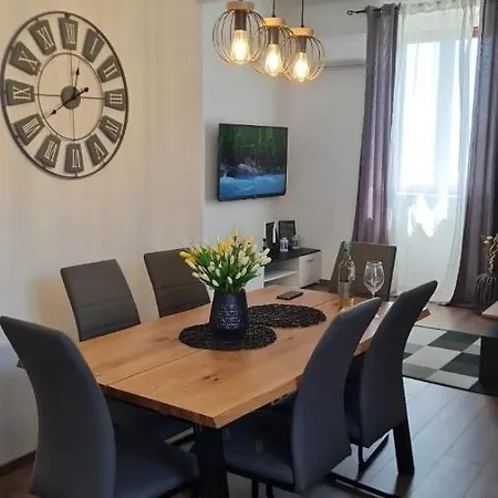 Little Ivan Apartment