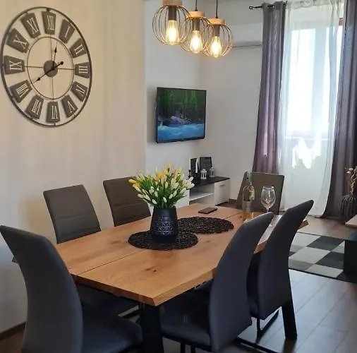 Little Ivan Apartment